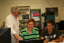 Hartmut with students